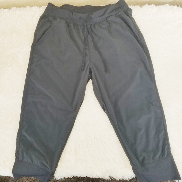 Zella Pants - Zella Cropped Joggers